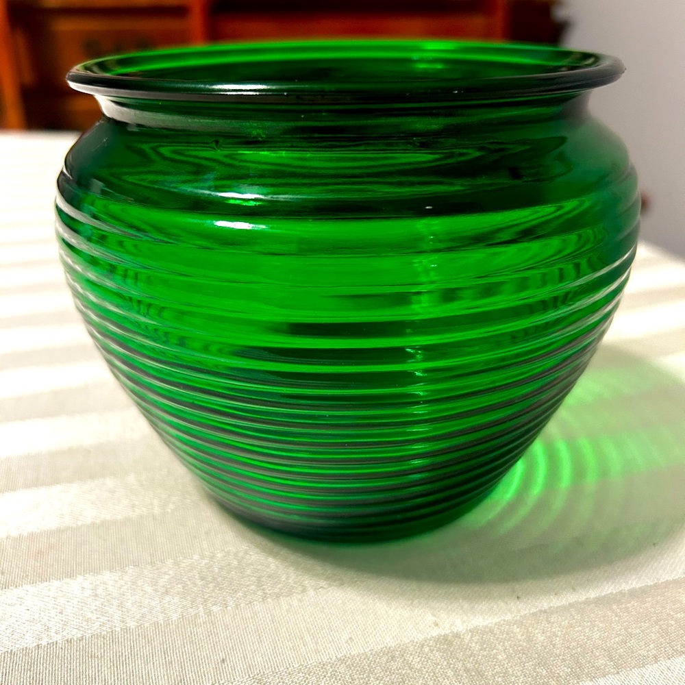 Vintage Ohio National Potteries Emerald Green Beehive Vase/Planter